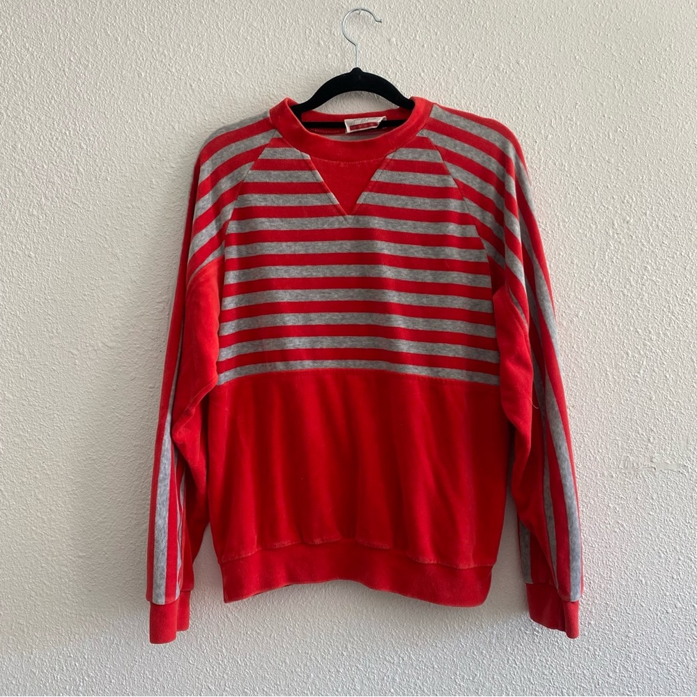 Vintage Jaclyn Smith velour crew neck